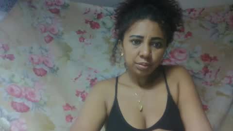 leatiana online show from April 21, 1:42 am