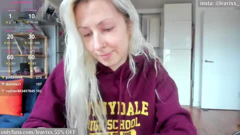 LeaVixx online show from October 26, 3:29 pm