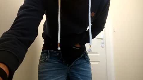 lebrun1985 online show from November 19, 3:34 pm