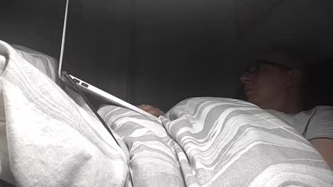 Snapshot of lechertachatte4444 chatting on January 1, 11:29 pm lechertachatte4444 online show from January 1, 11:29 pm