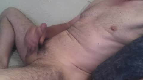 Snapshot of lee4512 chatting on May 23, 4:50 am lee4512 online show from May 23, 4:50 am