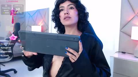 Leet  online show from February 26, 4:56 pm