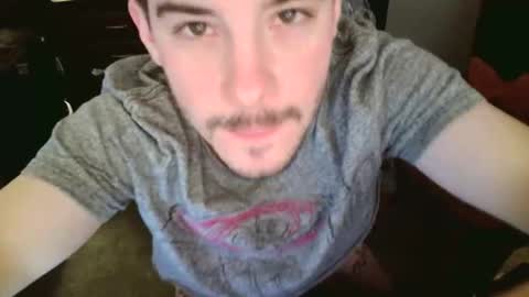 Snapshot of lefthandedlion chatting on February 21, 4:02 am ass and feet online show from February 21, 4:02 am