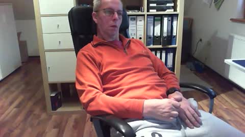 Dave online show from November 9, 1:31 pm