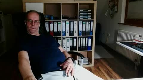 Dave online show from February 26, 10:42 pm