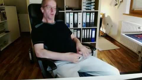 Dave online show from April 24, 10:34 pm