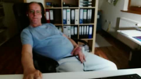 Dave online show from April 27, 9:35 pm