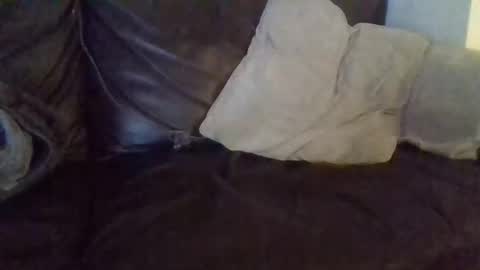 UK lover online show from March 8, 12:30 am