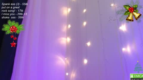 hey Im Leia and I love rock  online show from December 7, 7:43 pm