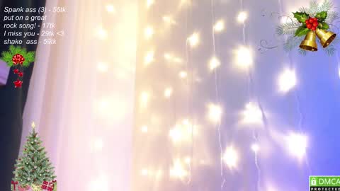 hey Im Leia and I love rock  online show from December 24, 3:47 pm