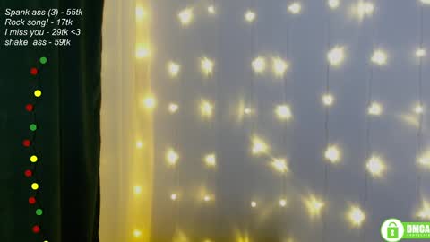 hey Im Leia and I love rock  online show from January 24, 6:25 pm