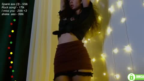 hey Im Leia and I love rock  online show from February 22, 6:08 pm