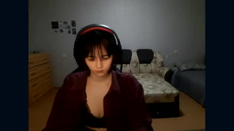 Viola online show from April 21, 1:42 am