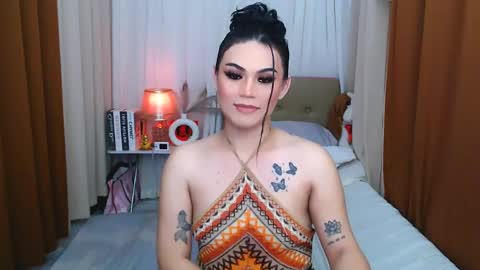 Snapshot of leighcortesi chatting on May 21, 3:52 pm Cailey online show from May 21, 3:52 pm