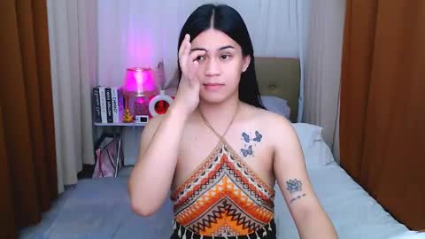 Snapshot of leighcortesi chatting on May 23, 2:54 pm Cailey online show from May 23, 2:54 pm