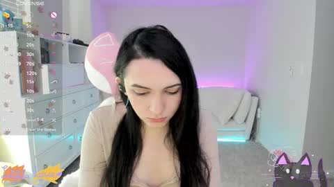 Leighla online show from October 11, 9:24 pm