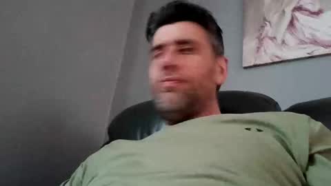 Snapshot of leightimmins001 chatting on February 16, 7:37 am leightimmins001 online show from February 16, 7:37 am