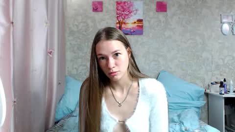 Snapshot of leila_bambi_ chatting on September 12, 5:29 am leila_bambi_ online show from September 12, 5:29 am