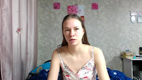 Snapshot of leila_bambi_ chatting on October 1, 7:31 pm leila_bambi_ online show from October 1, 7:31 pm