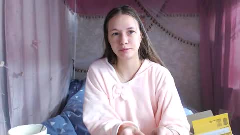 leila_bambi_ online show from January 14, 9:04 am