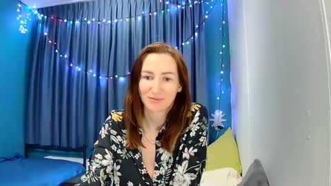 Snapshot of leila_cam18 chatting on January 1, 9:20 pm Leila online show from January 1, 9:20 pm
