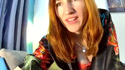 leila_cam18hot online show from December 19, 1:40 pm