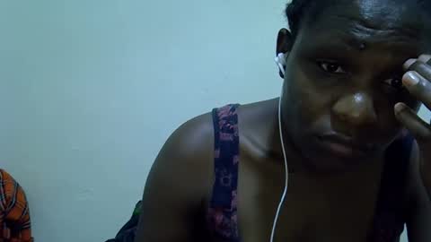 Snapshot of leilacuty13 chatting on October 12, 8:13 am leilacuty13 online show from October 12, 8:13 am