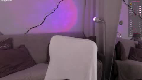 leilalafleur_ online show from March 19, 4:27 am