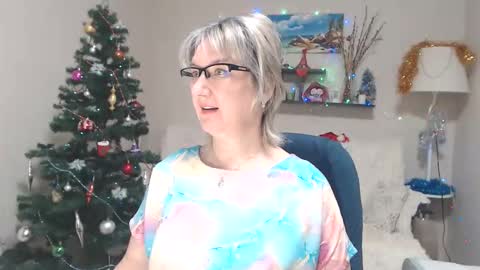 Leila Kinky online show from December 17, 5:24 am