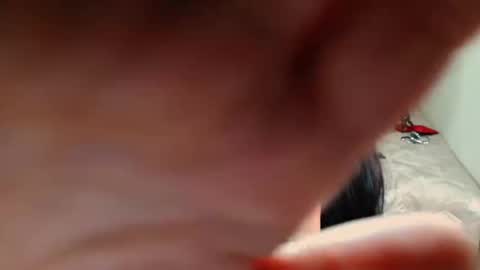 leilamurray online show from April 24, 8:17 am