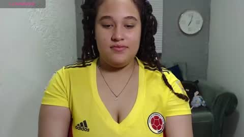 Snapshot of leilasosexy chatting on June 17, 12:29 pm leilasosexy online show from June 17, 12:29 pm