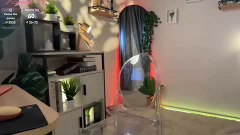 Snapshot of lela_ryan chatting on March 12, 7:28 pm Lela online show from March 12, 7:28 pm