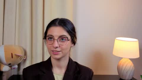 Alexandria online show from November 5, 6:30 pm