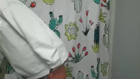 Lela Skyee online show from December 23, 3:18 am