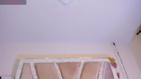 lele_699 online show from April 18, 4:05 am