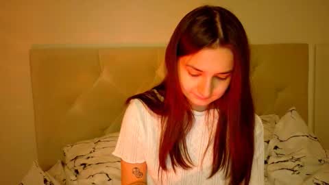 Lelia online show from October 25, 3:07 pm