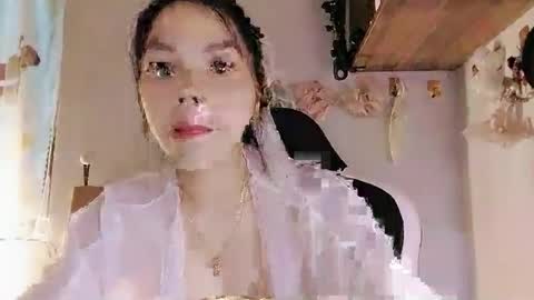 Snapshot of lemon8386 chatting on June 15, 6:48 am lemon8386 online show from June 15, 6:48 am