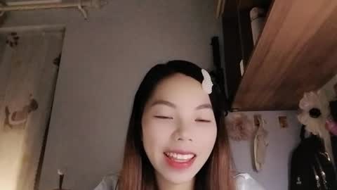Snapshot of lemon8386 chatting on June 19, 10:24 pm lemon8386 online show from June 19, 10:24 pm