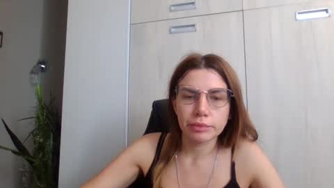 lena6122000 online show from September 11, 10:26 am