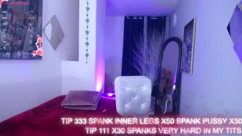 Snapshot of lena_w2 chatting on February 1, 11:27 pm Lena LOOK MY AMAZON LIST ON MY BIO online show from February 1, 11:27 pm
