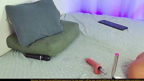 Snapshot of lenaandwilliam chatting on January 1, 1:15 am Lenaandwilliam online show from January 1, 1:15 am