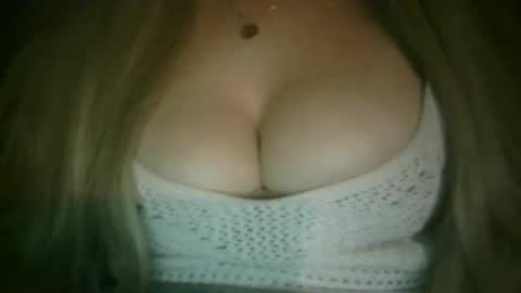 Snapshot of lenacole chatting on November 17, 7:36 am lenacole online show from November 17, 7:36 am