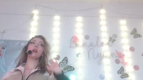 lenaleenyan online show from March 12, 3:57 am