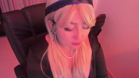 Snapshot of lenasweetx chatting on November 9, 8:40 pm Lenna Kang online show from November 9, 8:40 pm