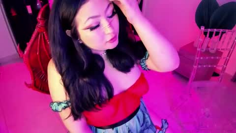 Snapshot of lenasweetx chatting on November 28, 8:55 pm Lenna Kang online show from November 28, 8:55 pm