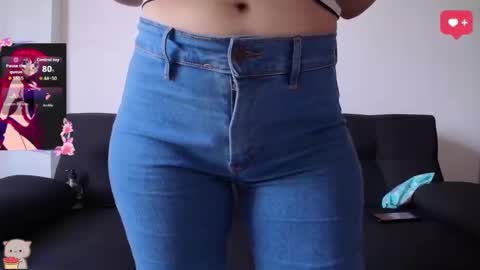 lena vargas online show from April 29, 6:36 pm