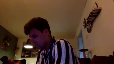 Snapshot of lendariokiss chatting on May 3, 2:56 pm Armando online show from May 3, 2:56 pm