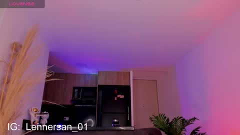 Lenner INDEPENDENT MODEL online show from January 29, 1:48 am