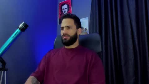 Leo  Diaz online show from December 21, 4:57 pm