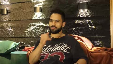 Leo  Diaz online show from October 16, 1:17 am